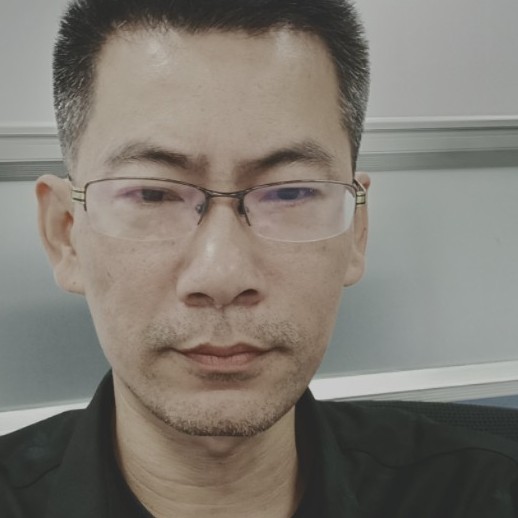 现代漫步银耳汤的照片