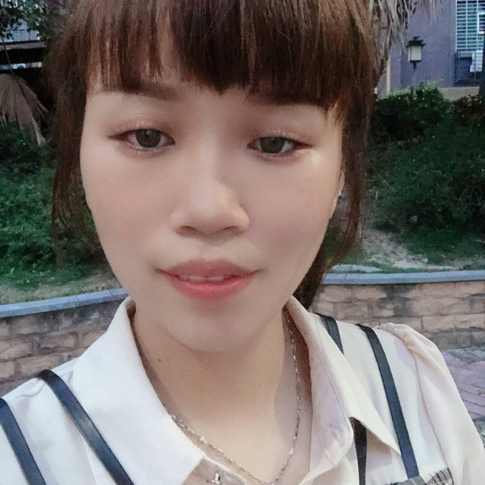 冷眸就多情的照片