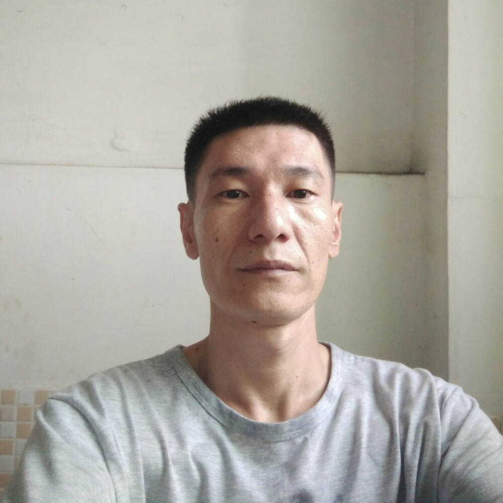 白衣~染霜华的照片