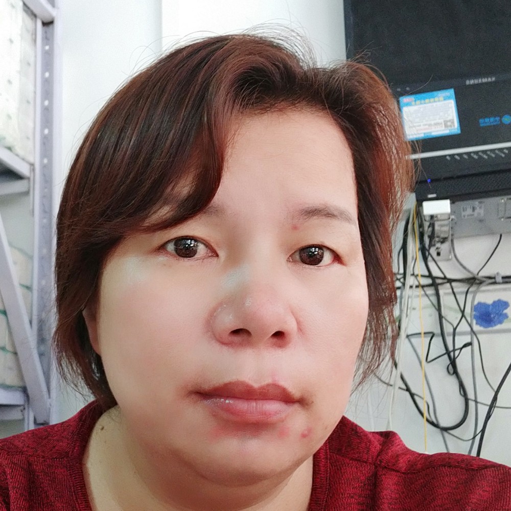 天山路石的照片