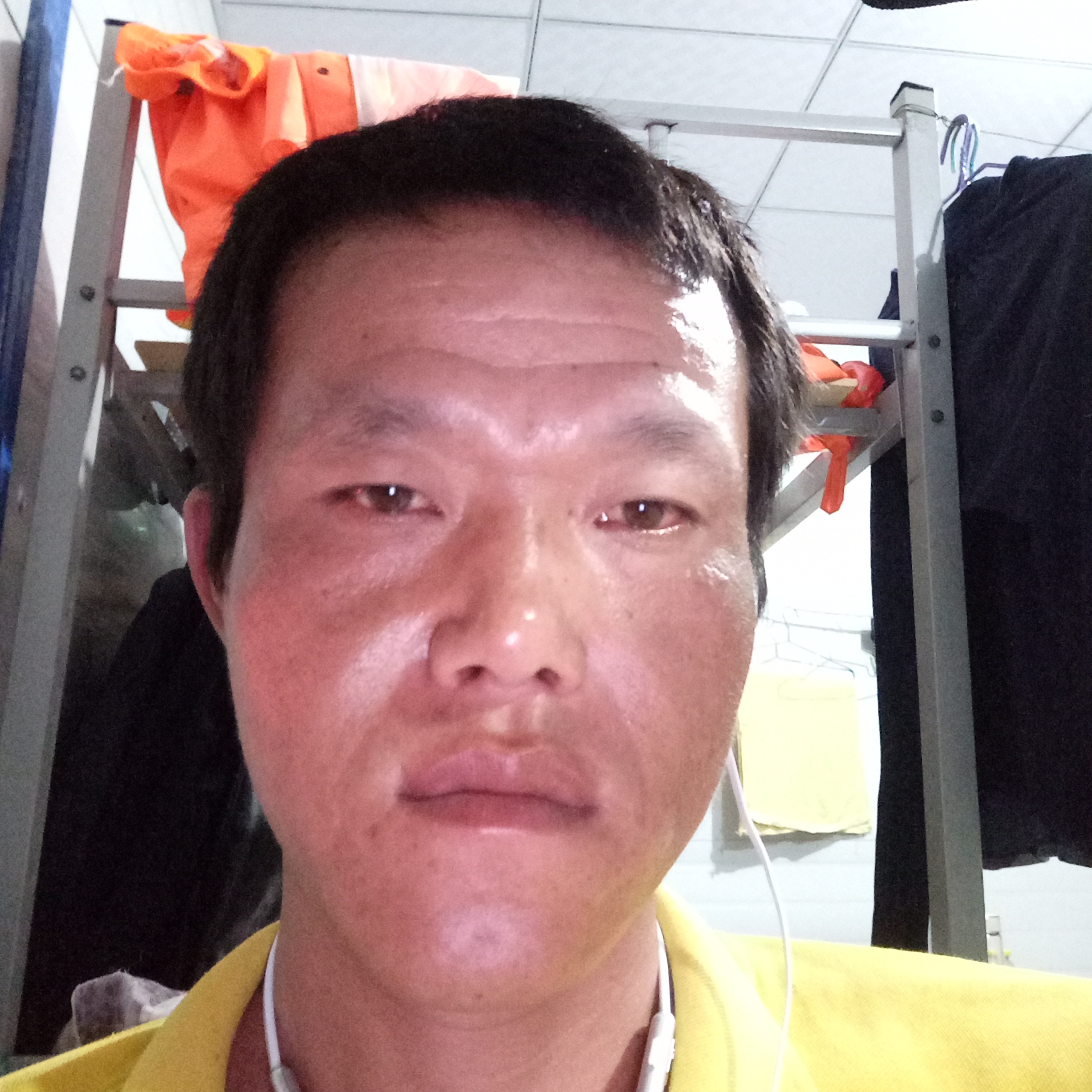墨镜给仁爱的照片