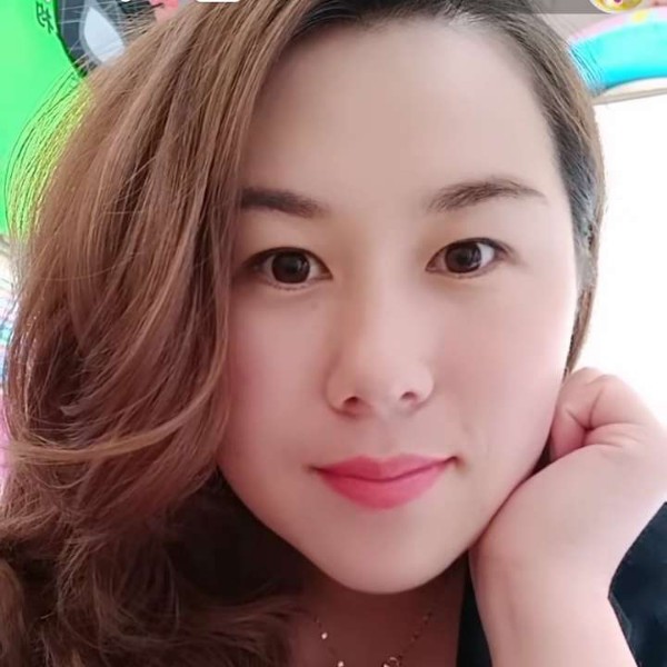 温暖和洛尘的照片