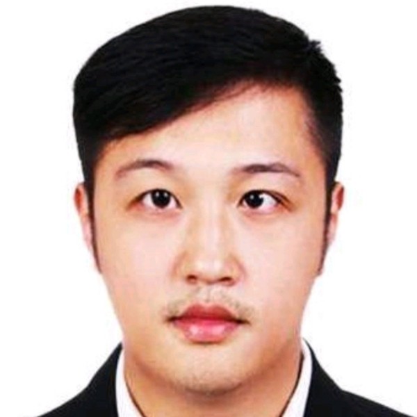 山水淡然的书浩的照片