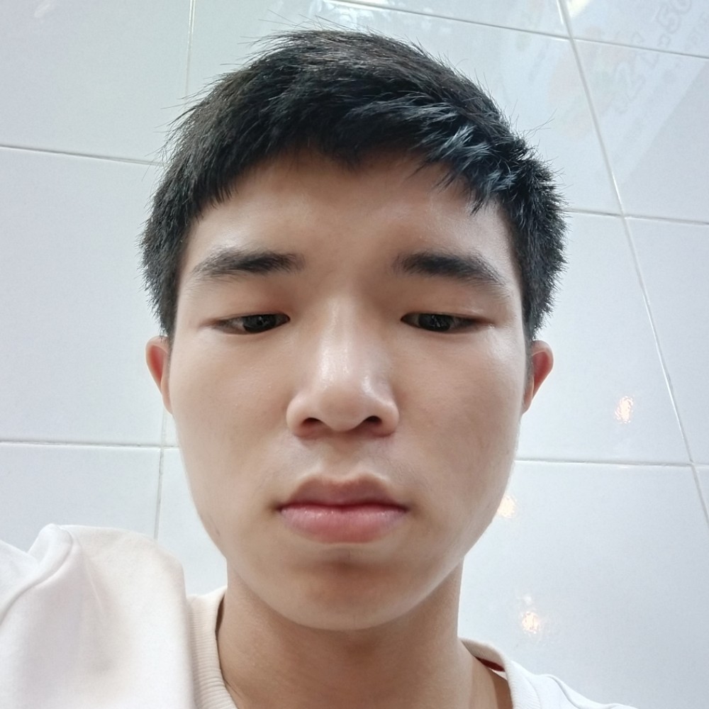 自信挽手雨的照片