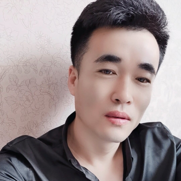 爆米花吃醋怕孤单的照片