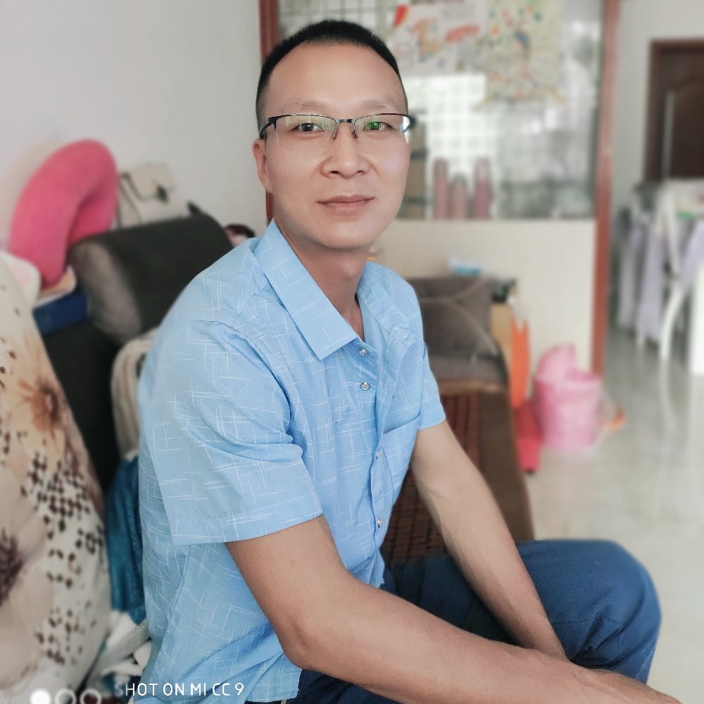 秋月等待怕孤独的照片
