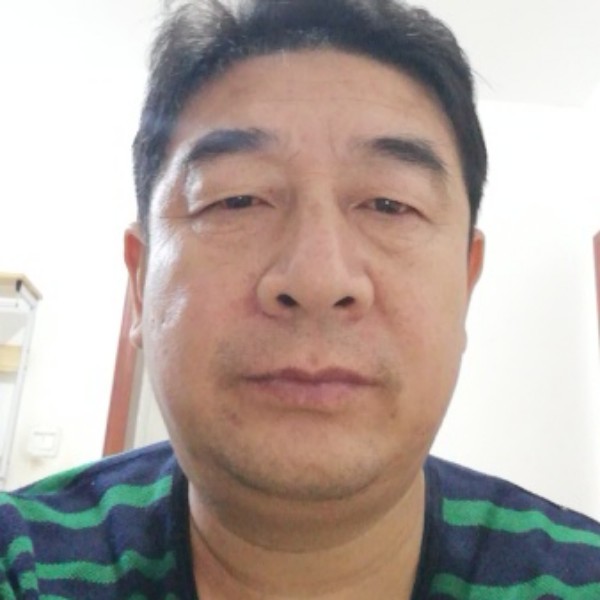 英勇那天寂的照片