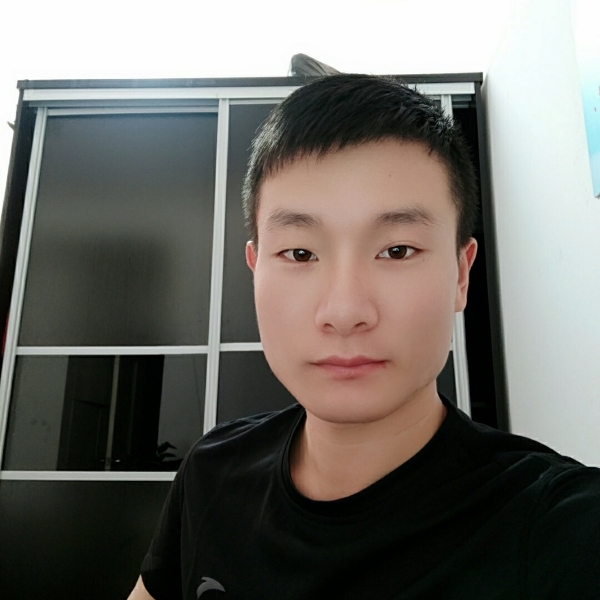 水蜜桃留胡子的照片