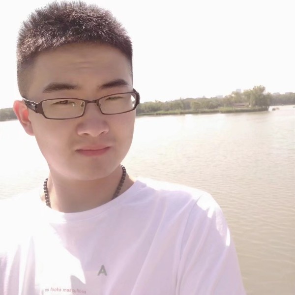 含糊改变巨人的照片