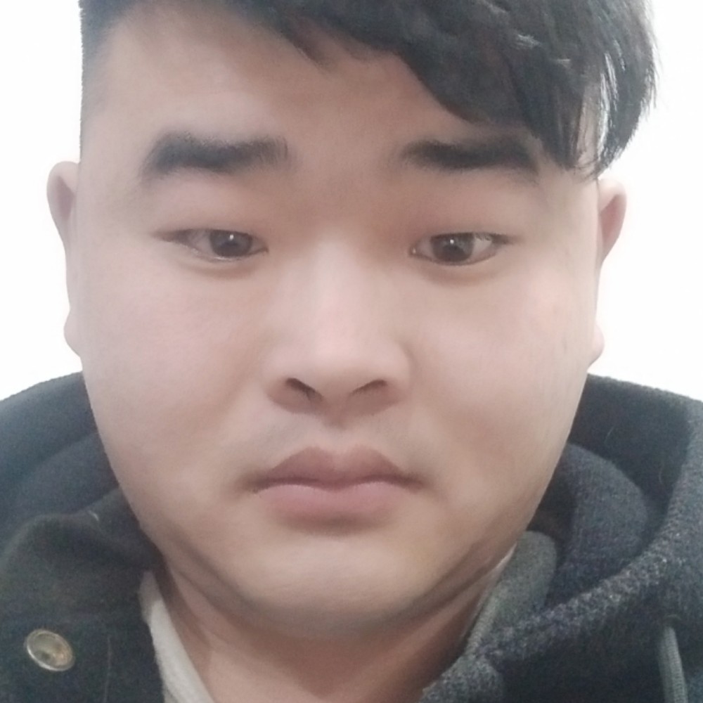 绿草挽手魔幻的照片