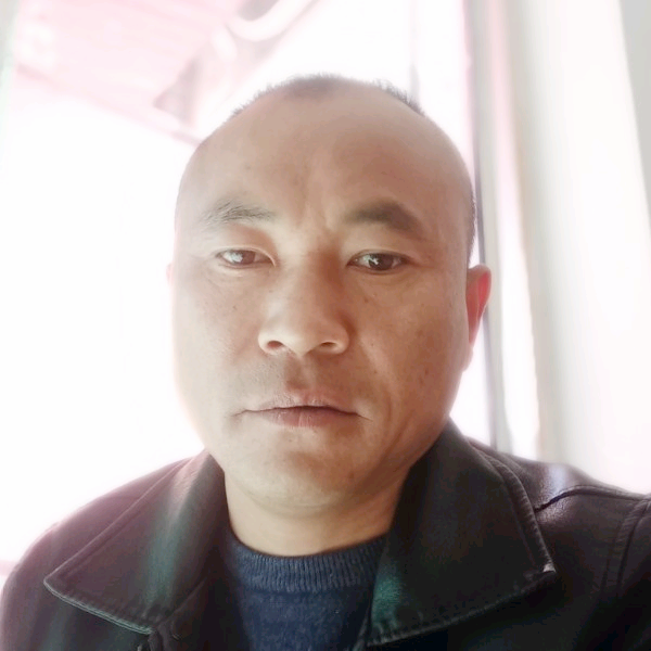 高兴溪流的照片