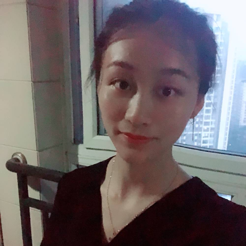 塔里的照片