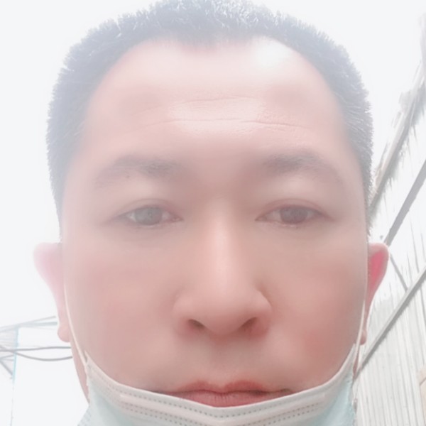 你好在吗美女的照片