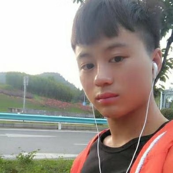 不完整的心的照片