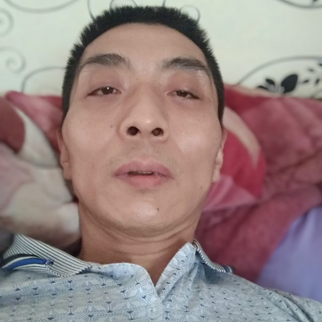 泪雨苦恋明媚的照片