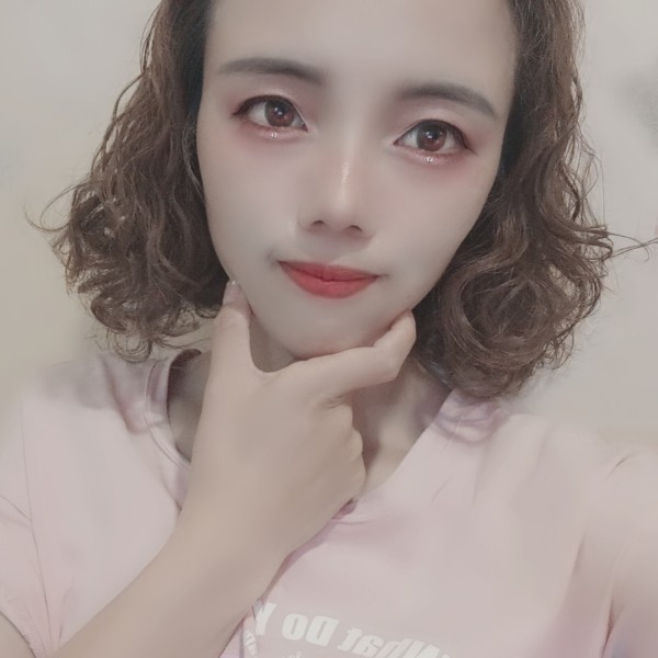 任性挽手玫瑰的照片