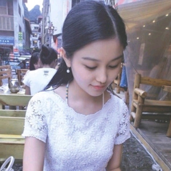 搞怪方小蘑菇的照片