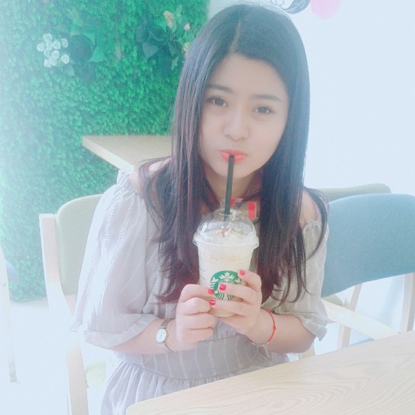 依诺儿的照片