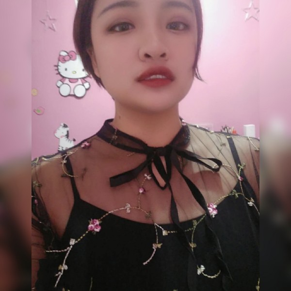 刘十六的照片