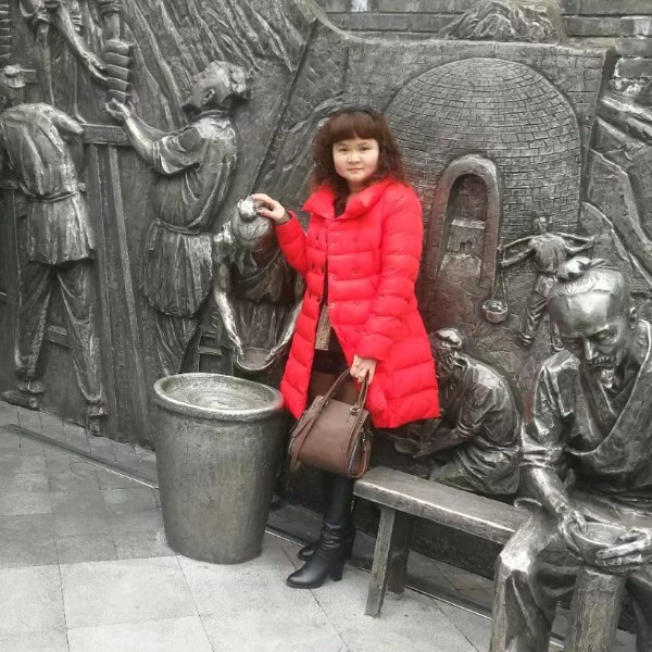 单薄与过客的照片