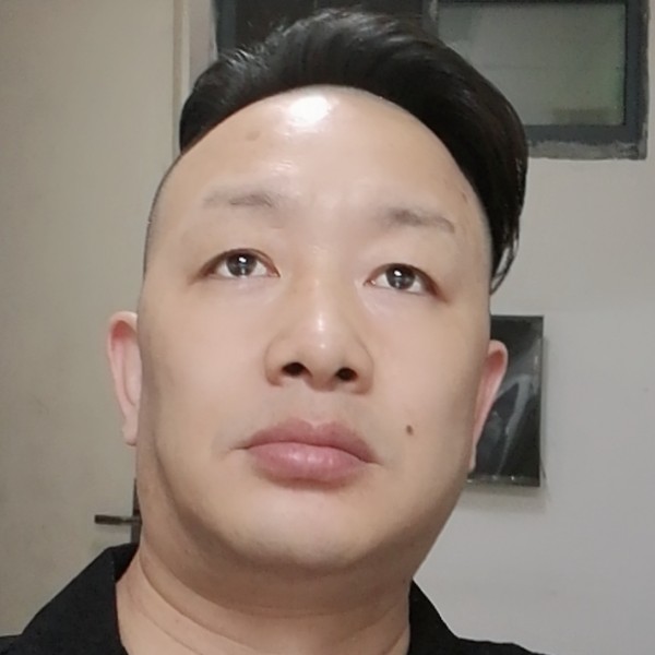 只愿一生爱一人…的照片