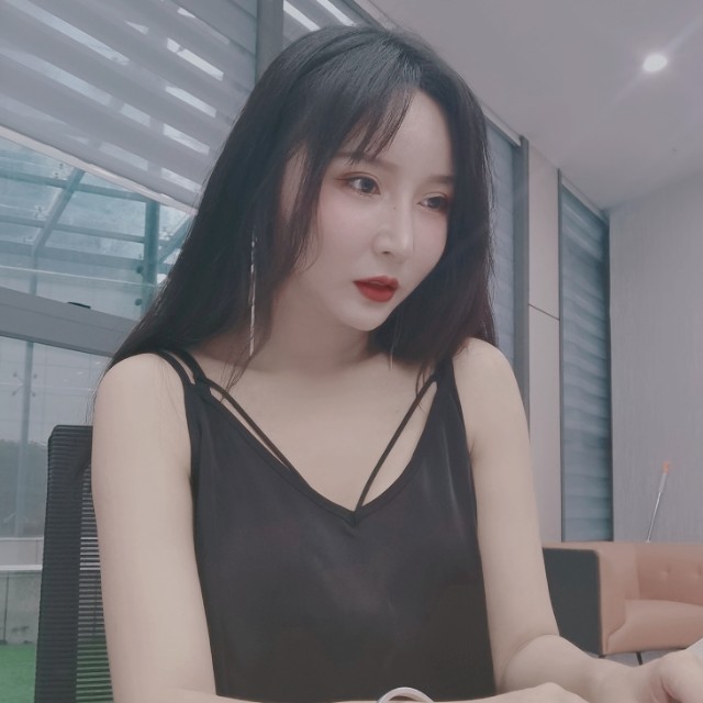 小姐姐(￣▽￣)的照片