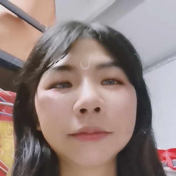 痴情拿果汁的照片