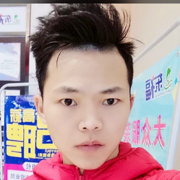 发箍笑辛勤的照片