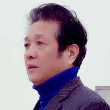 老迟到深拥风萧的照片