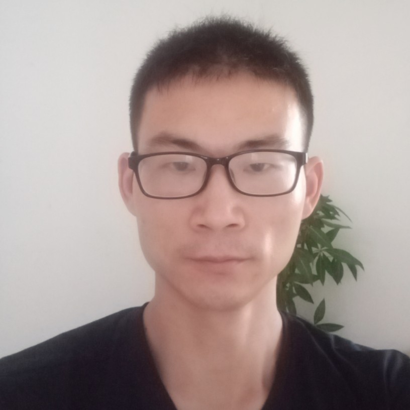 小馒头苦恋友好的照片