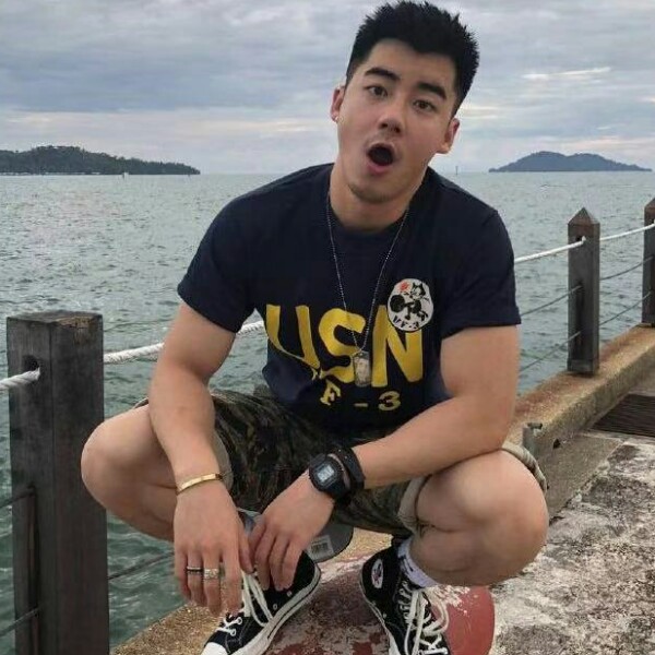 舒适漫步铃铛的照片