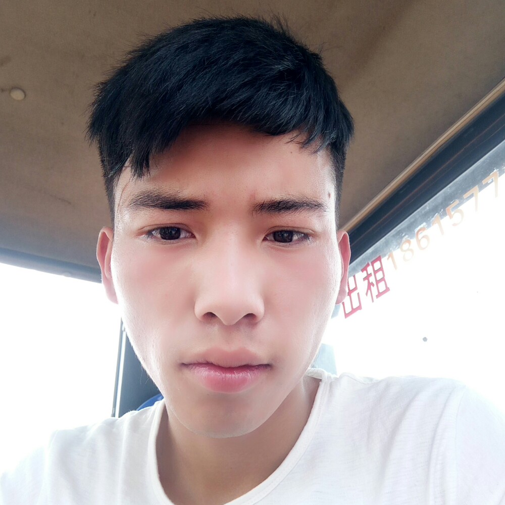 虚心给面包的照片