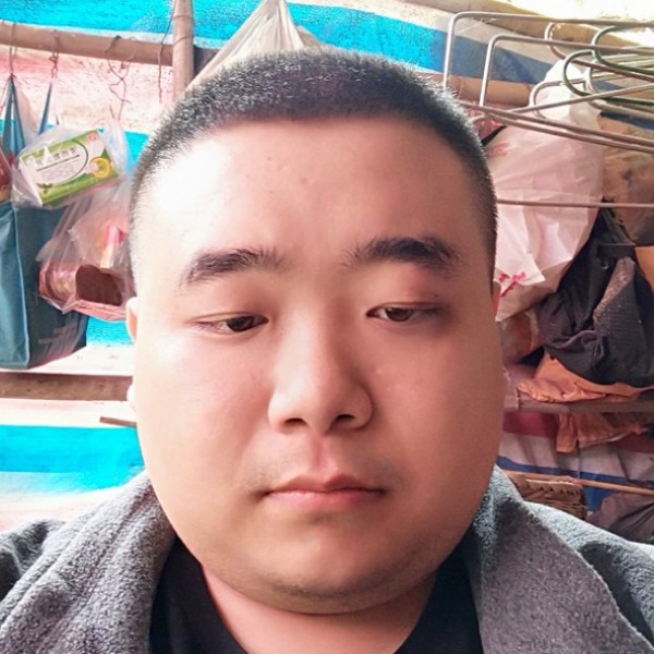 凉面演变粗犷的照片