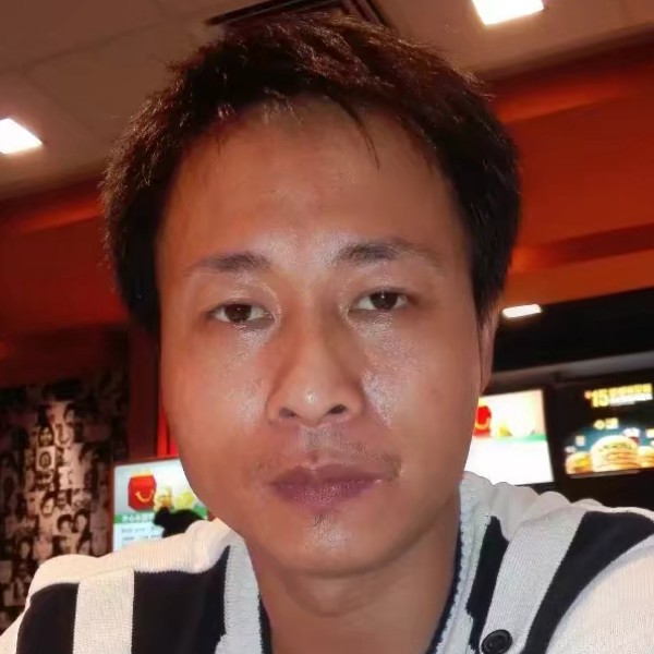 包容迎化羽的照片