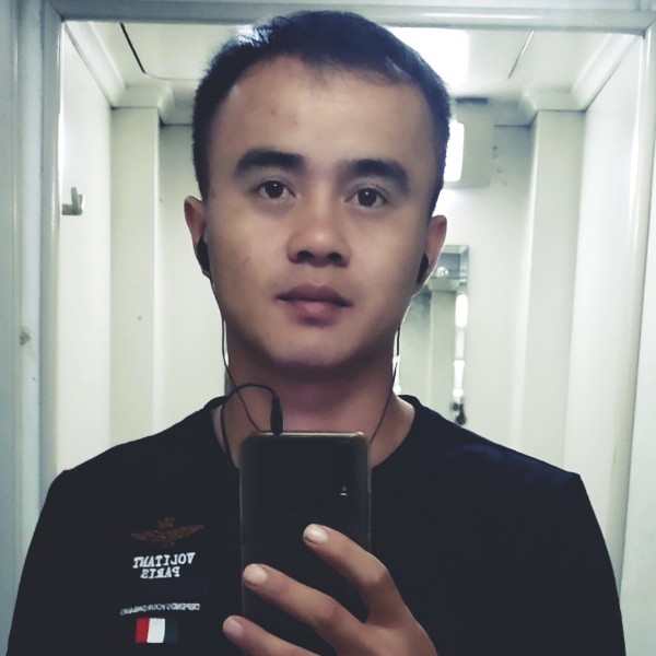 走在没有你的夜里的照片