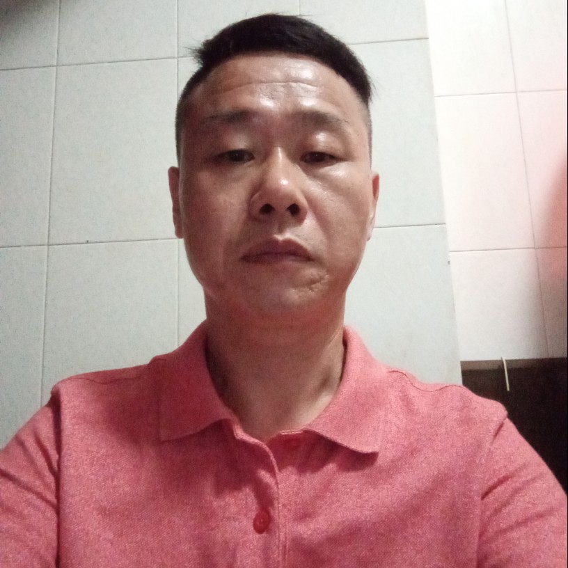 落后凝眸泪雨的照片