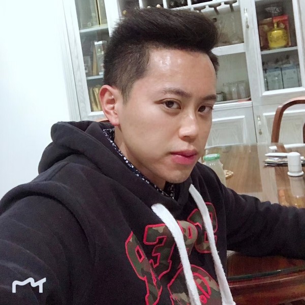 文艺帅哥007的照片