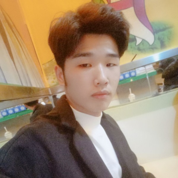 魔镜初夏的照片
