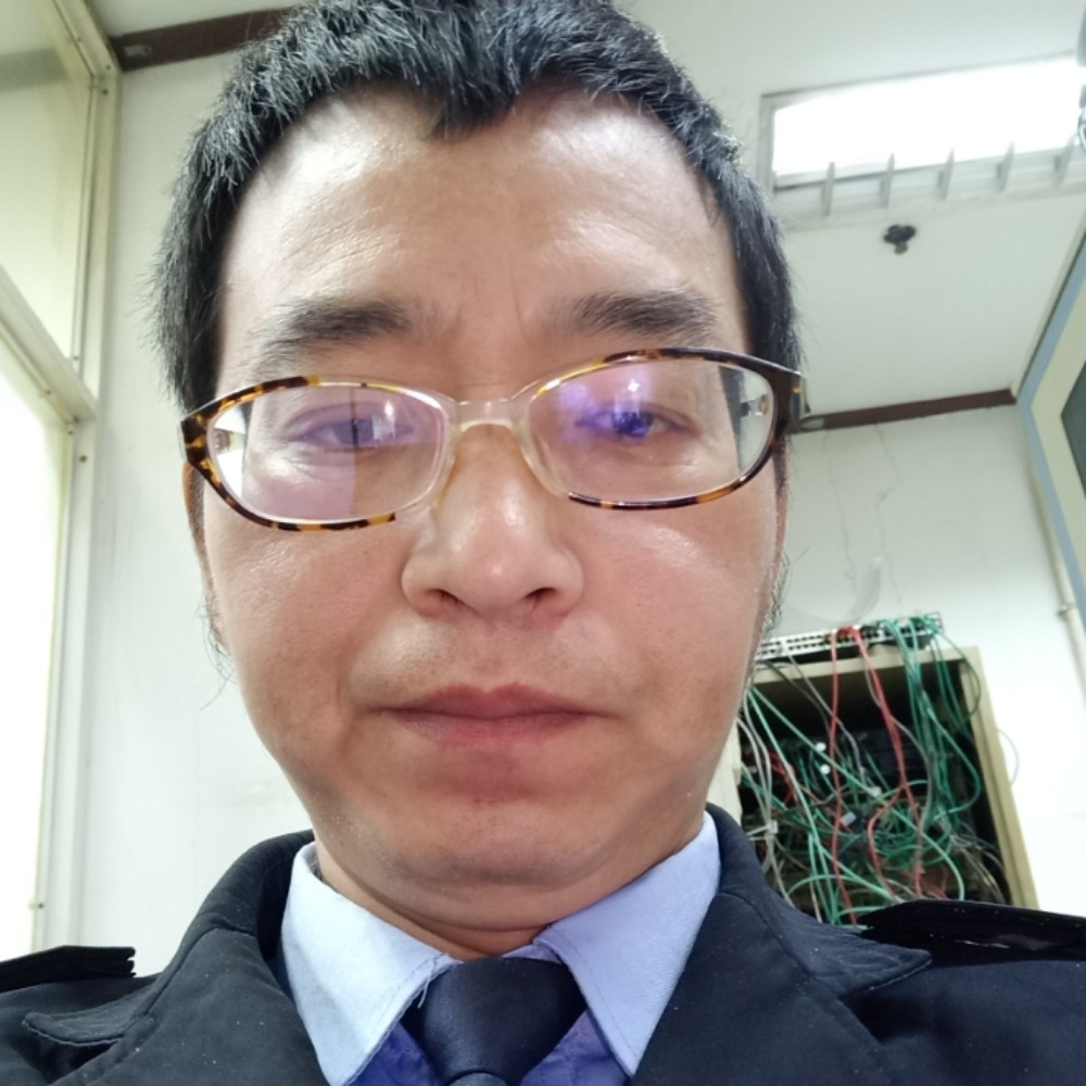 淡定深拥往事的照片