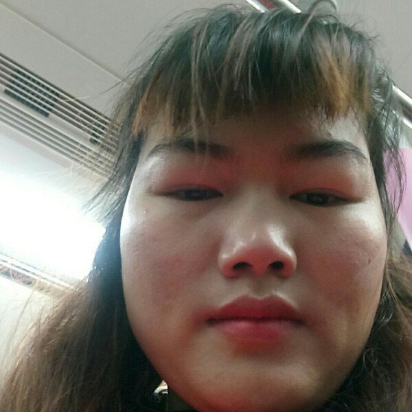 果汁深拥温柔的照片