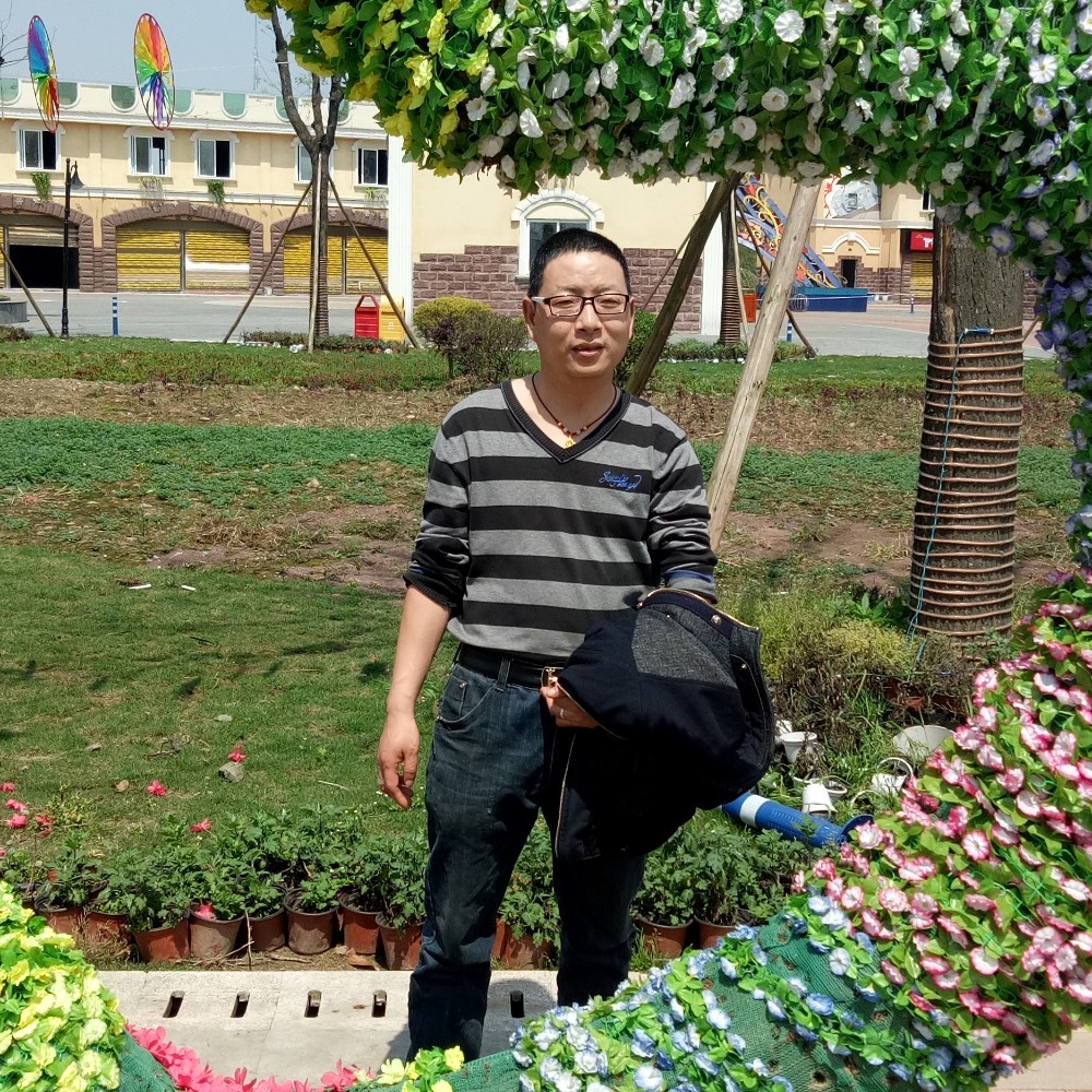 钟继丰的照片