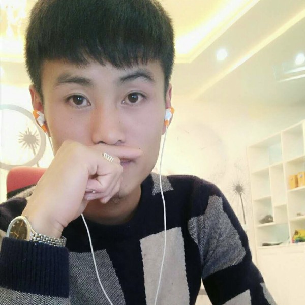 雷 骆的照片
