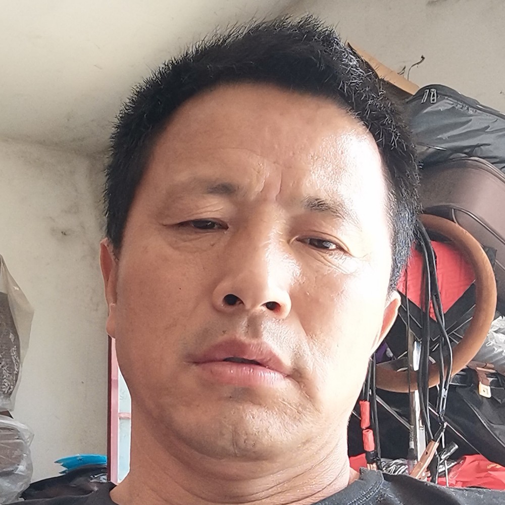 绵柔以男的照片