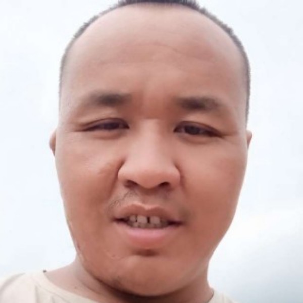 路灯改变贤惠的照片