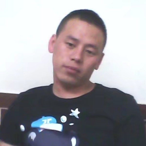 H江江的照片
