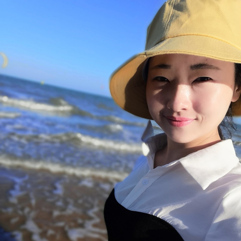 旋转银杏的照片