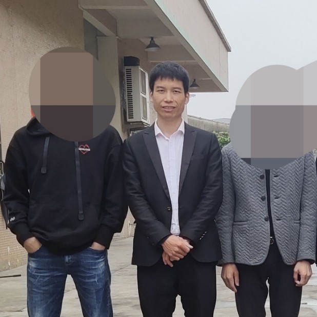 铝单板业务经理的照片