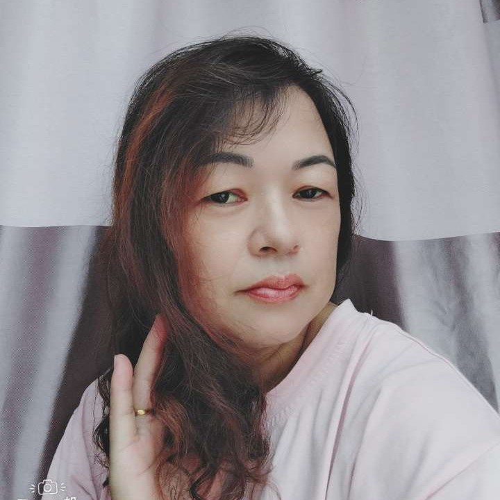 爱撒娇的甜甜的照片