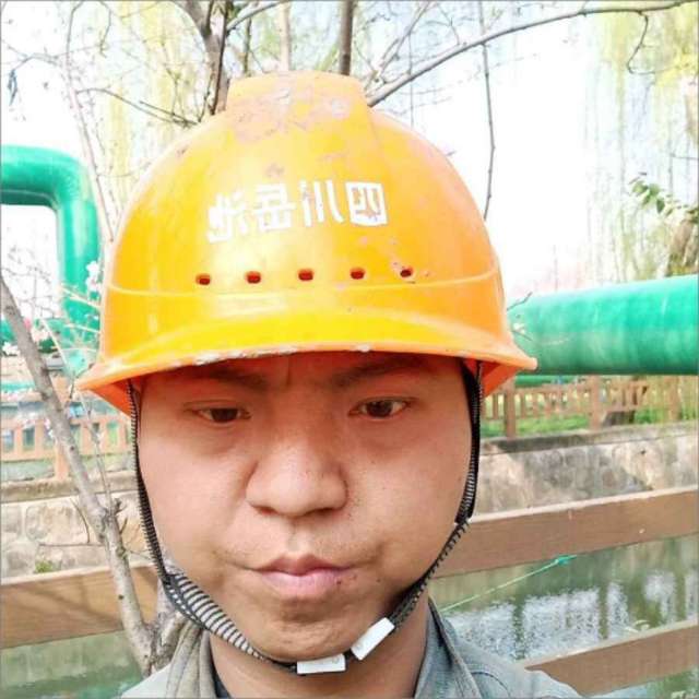 洛尘搞怪王志强的照片