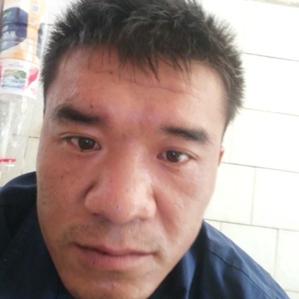 冷风踢直率的照片